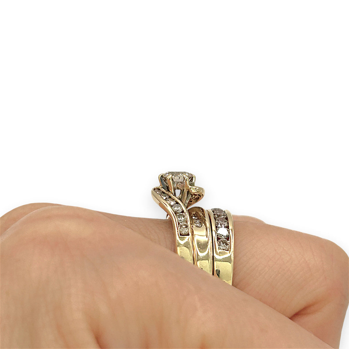 NZGD | 18ct Gold Imperial Trinity Bloom Ring Valuation $10,300