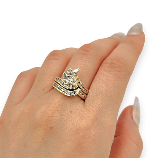NZGD | 18ct Gold MHJ Celestial Petal Spark Ring Valuation $8,650