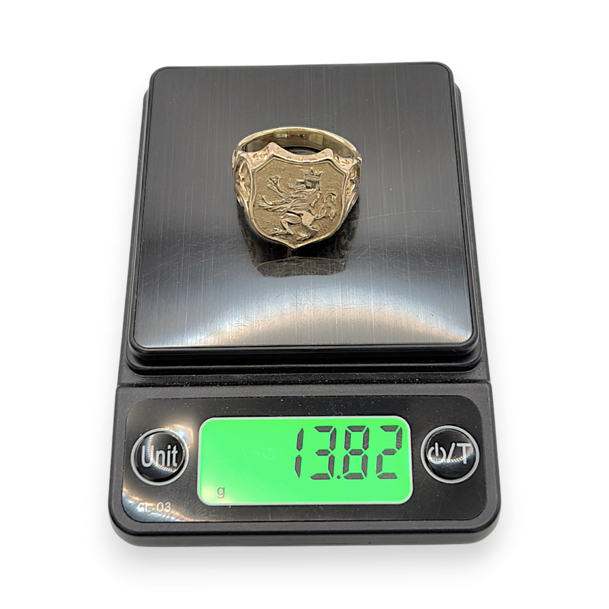 NZGD | 9ct Gold Crested Lion Signet Ring Size V