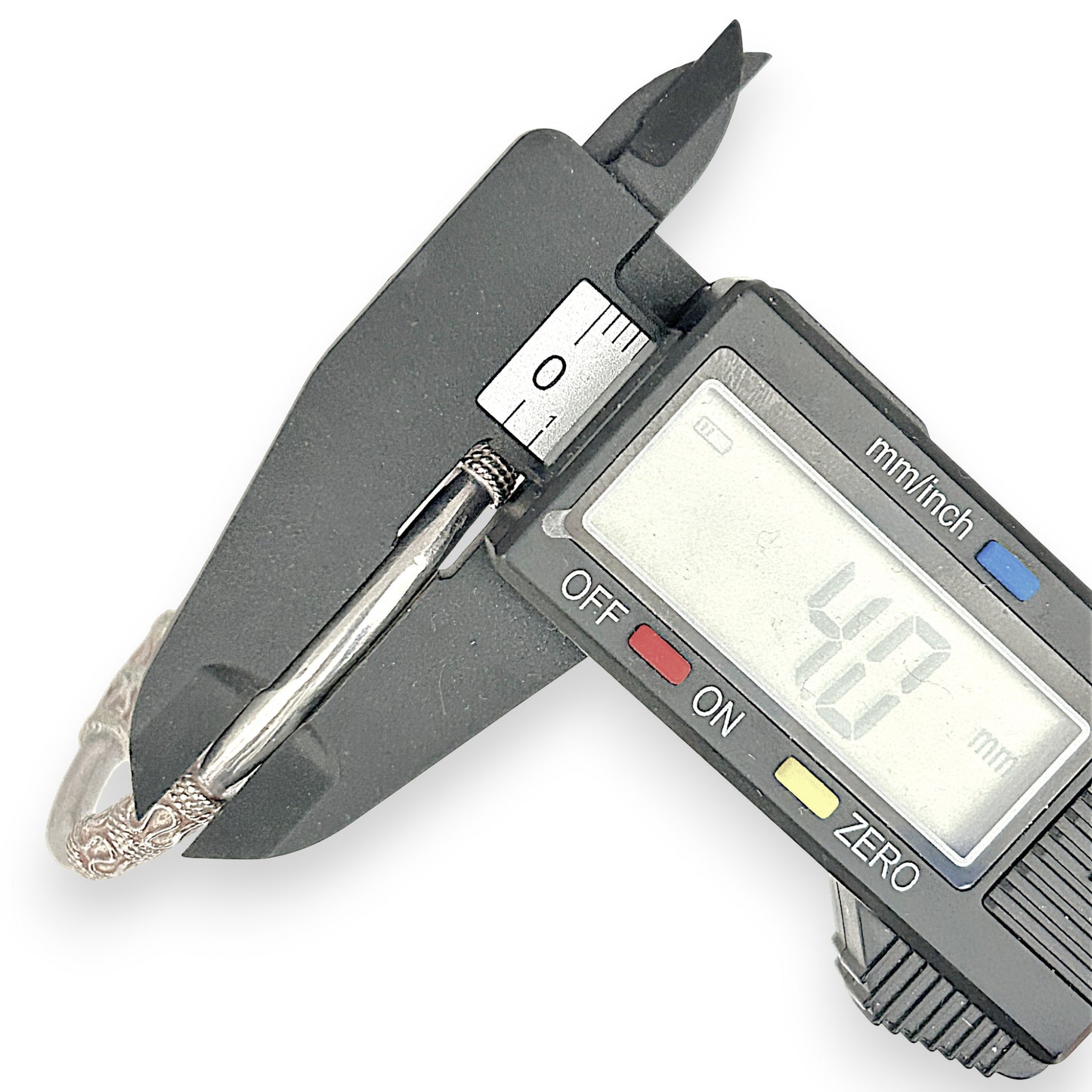 SILVER DEAL | Sterling Silver Raised Pattern Bangle 62.7mm