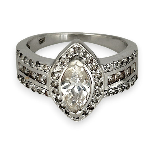SILVER DEAL | Sterling Silver Lustra Marquise Ring Size Q