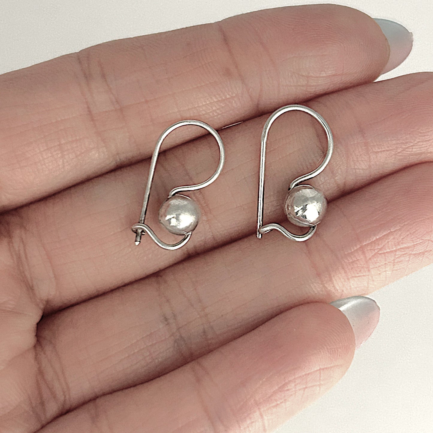 SILVER DEAL | Sterling Silver Minimalist Bead Hooks Earrings