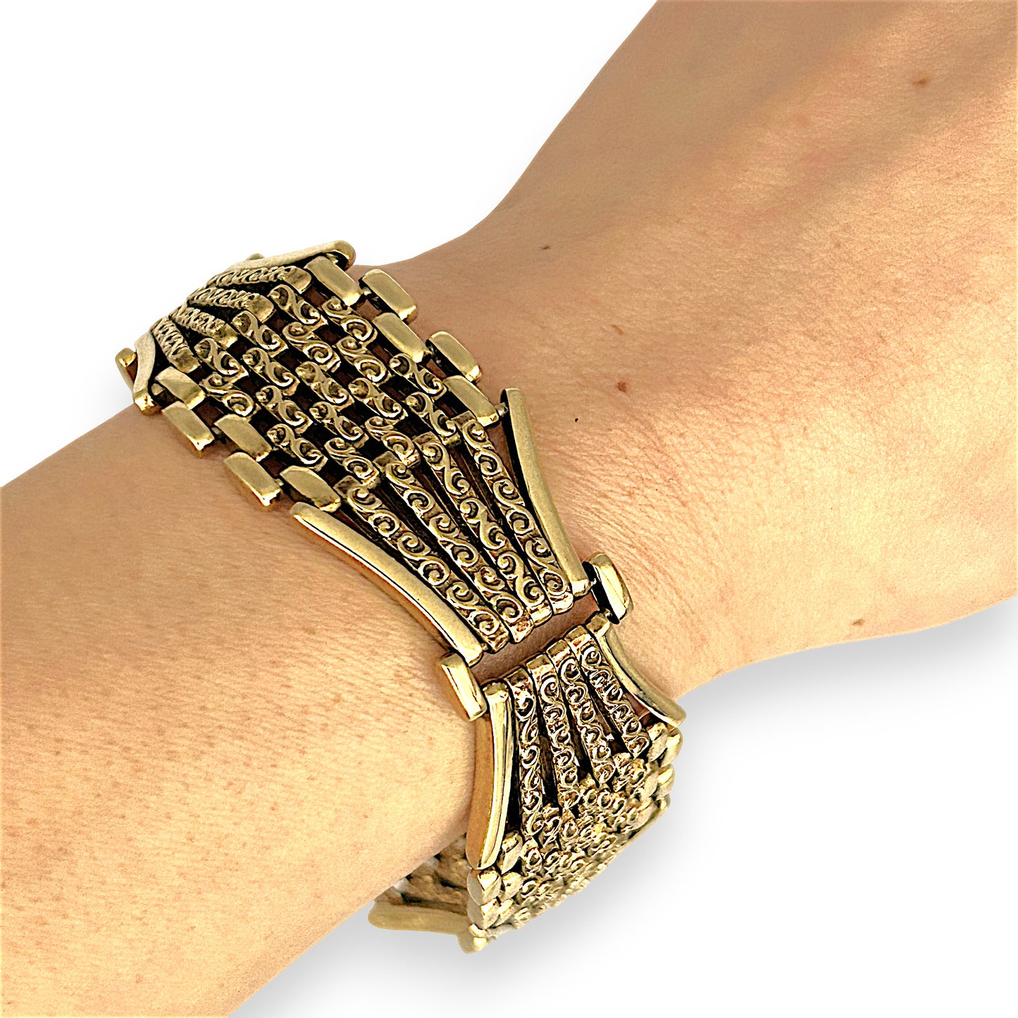 GOLD DEAL | FLASH SALE 9ct Gold Bar Gate Bracelet 51.63g Valuation $9,550