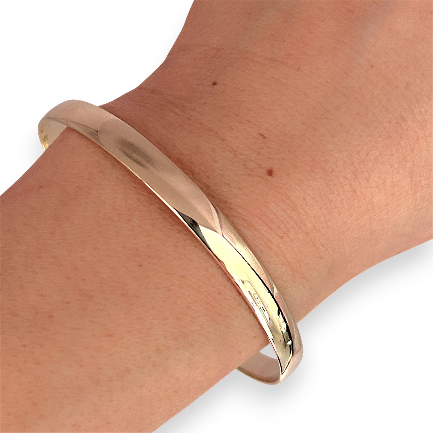 GOLD DEAL | FLASH SALE 9ct (9K) Gold Refurbished 64.8mm x 5.9mm Classic Solid Bangle