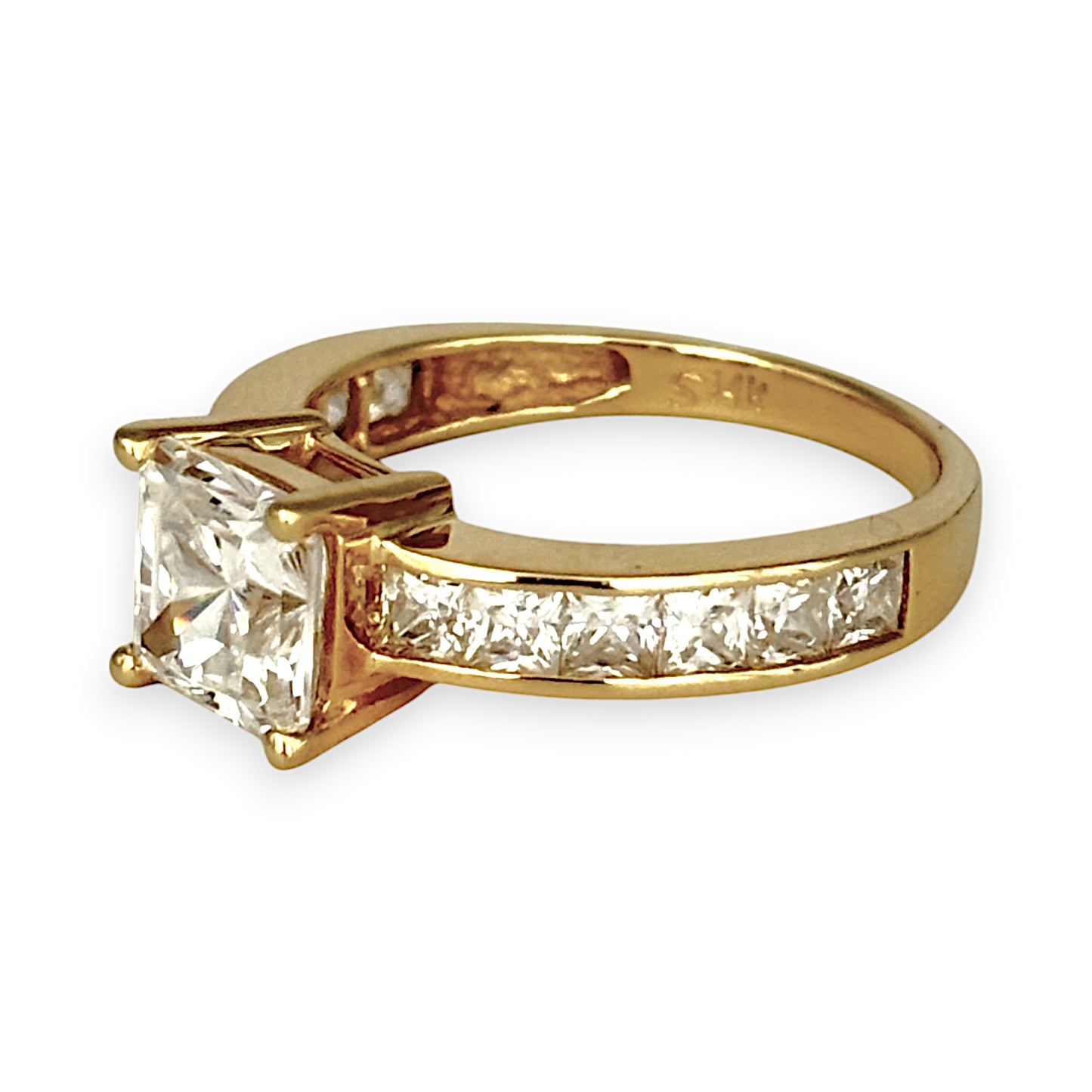 GOLD DEAL | 14ct (14K) Gold Ring Size O with Moissanite