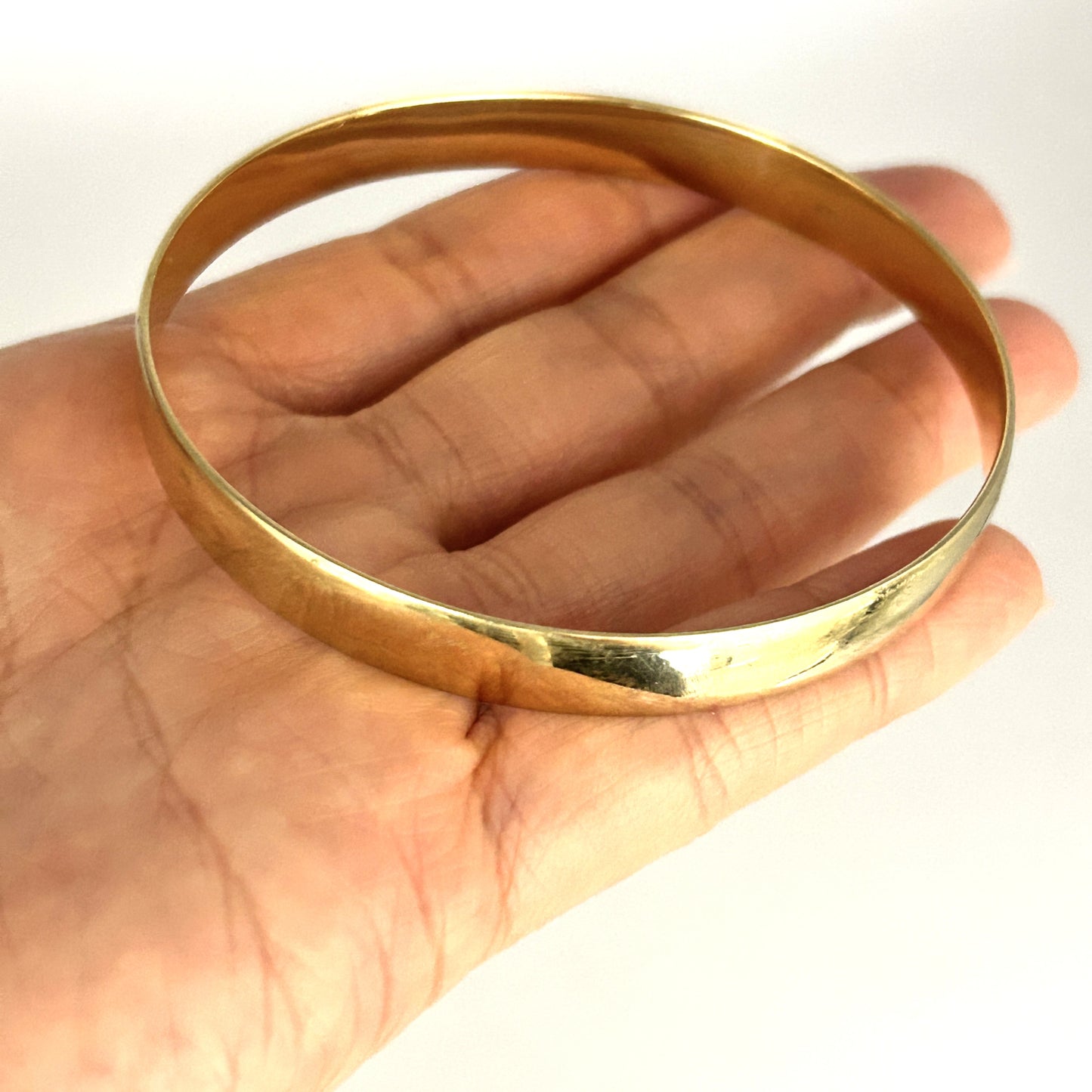 GOLD DEAL | 9ct (9K) Gold Expansive 65mm x 8mm Solid Bangle Valuation $4,550