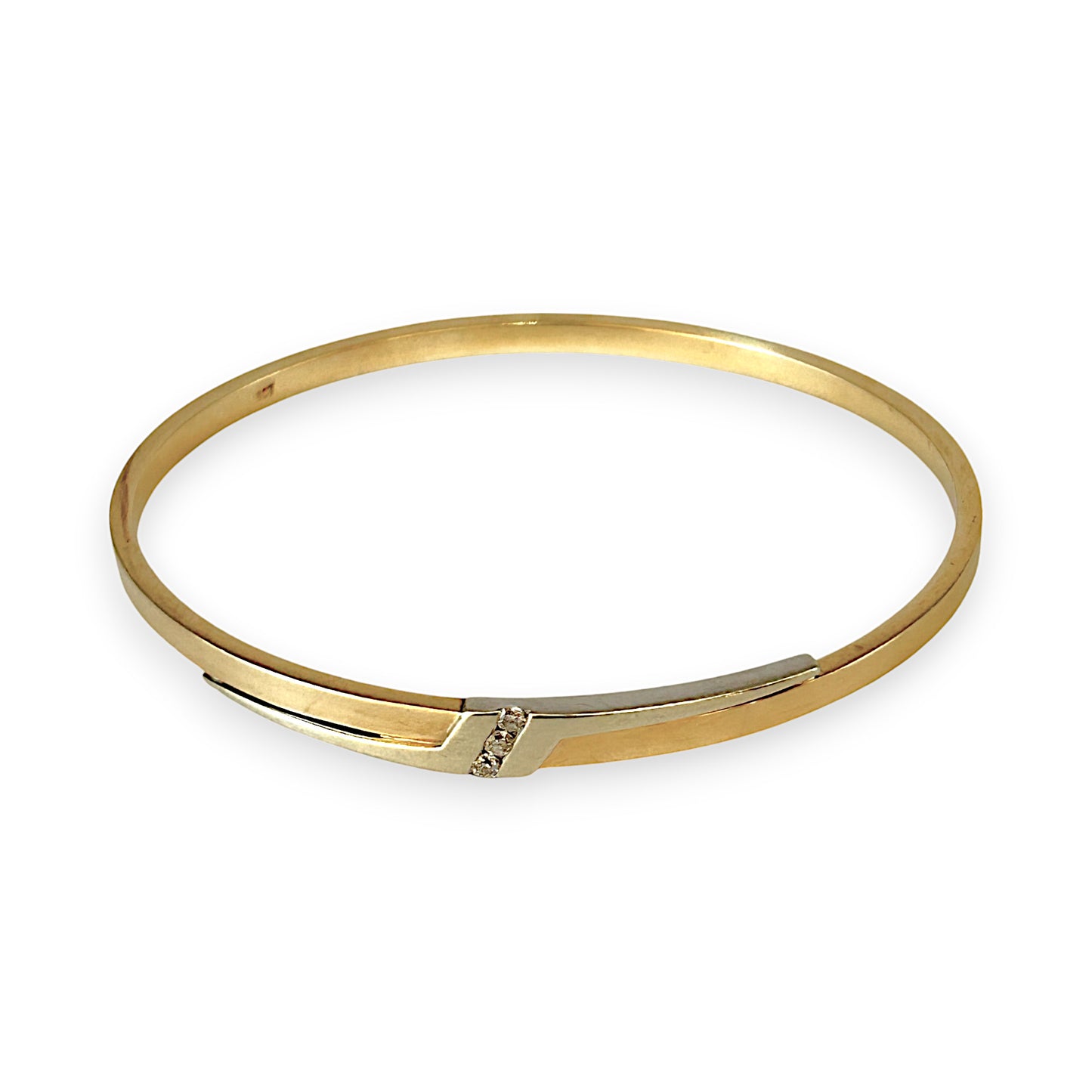 GOLD DEAL | FLASH SALE 9ct Y/W Gold Stylish Oval Bangle Triple Diamonds Valuation $3,700