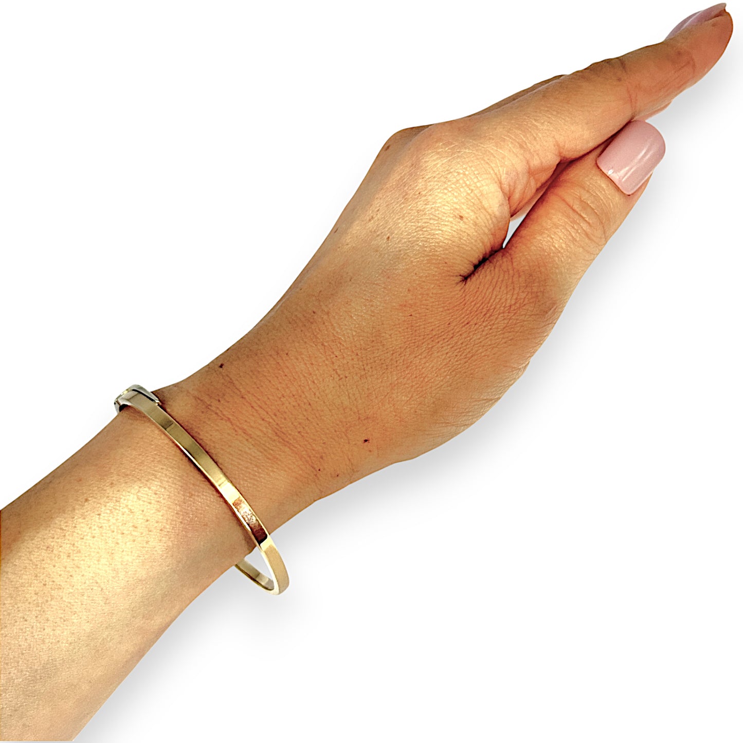 GOLD DEAL | FLASH SALE 9ct Y/W Gold Stylish Oval Bangle Triple Diamonds Valuation $3,700