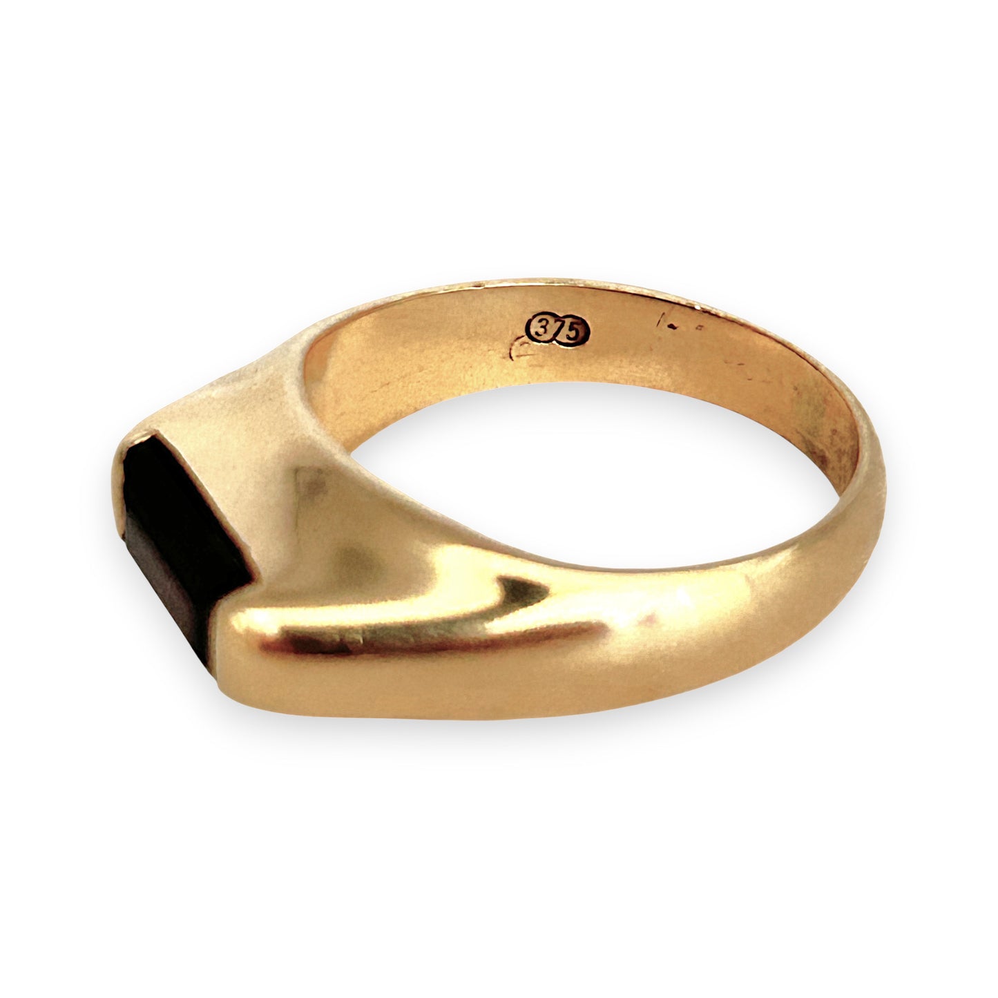 GOLD DEAL | 9ct (9K) Gold Garnet Forge Ring Size X