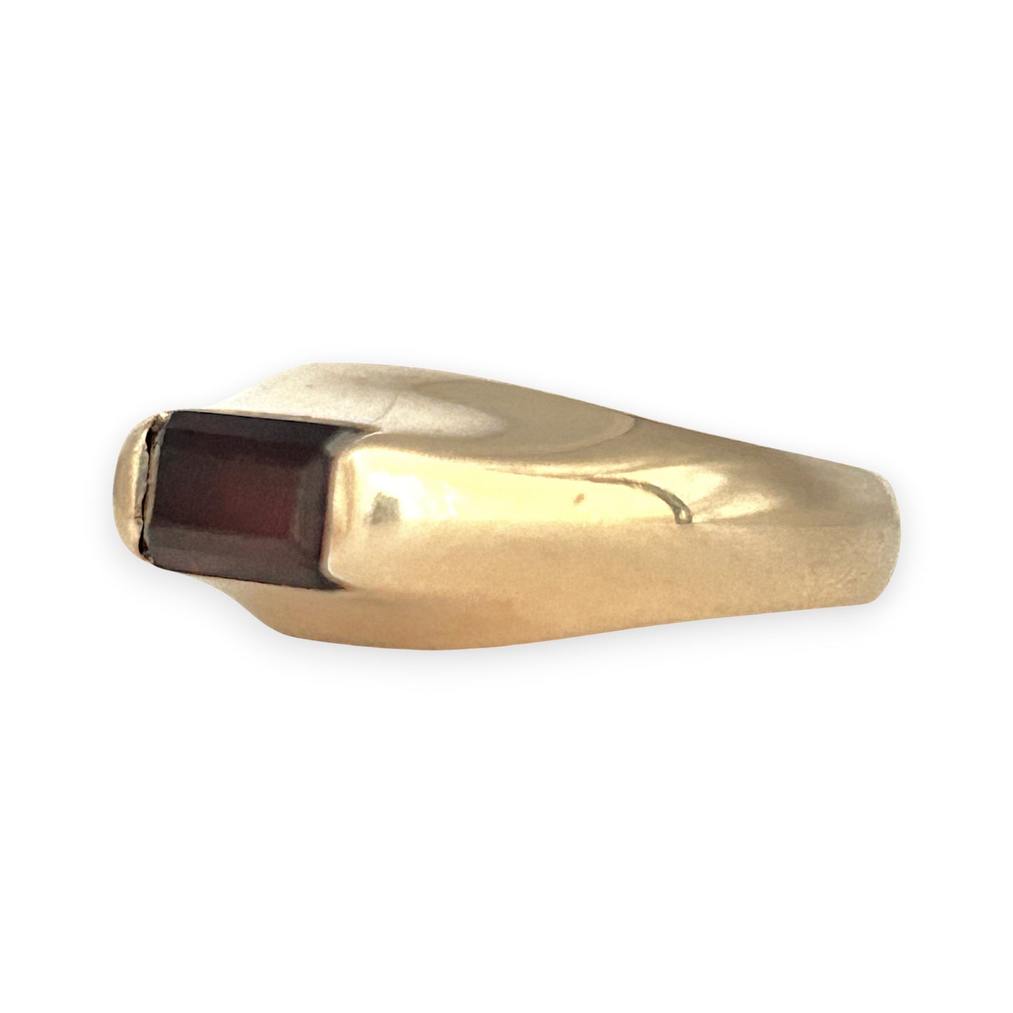 GOLD DEAL | 9ct (9K) Gold Garnet Forge Ring Size X