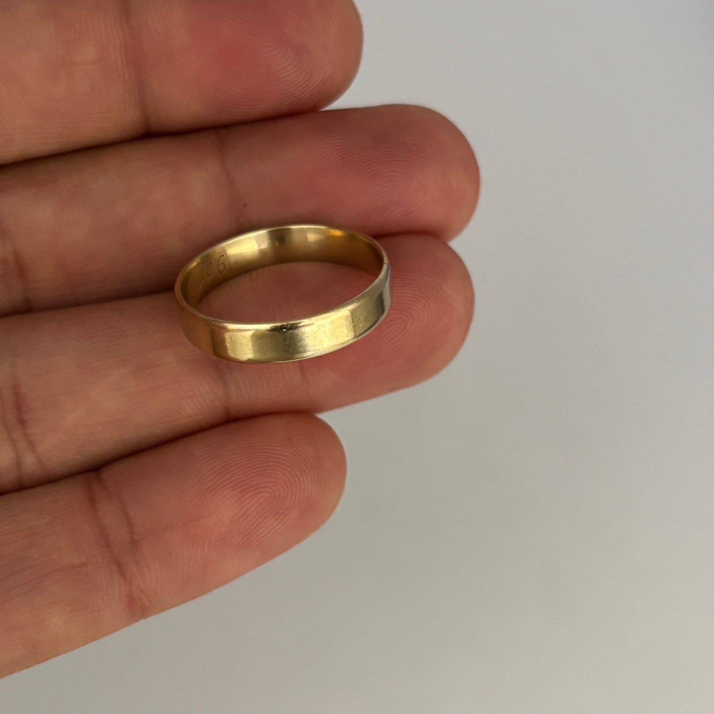 GOLD DEAL | 9ct (9K) Gold 4.4mm Minimalist Flat Band Ring Size T