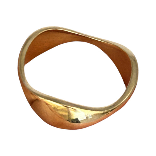 GOLD DEAL | AUS 9ct (9K) Gold Auric Flow Ring Size N