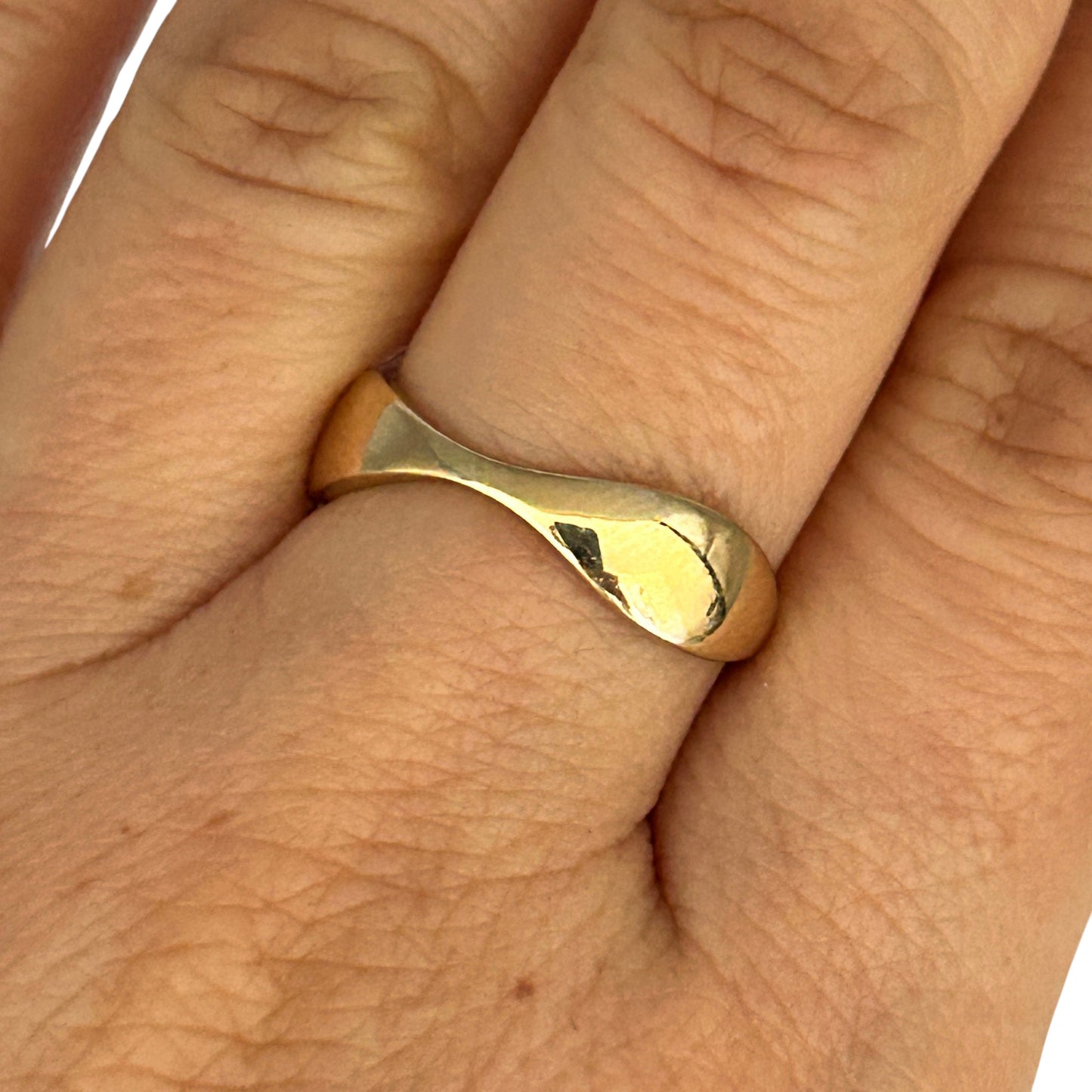 GOLD DEAL | AUS 9ct (9K) Gold Auric Flow Ring Size N