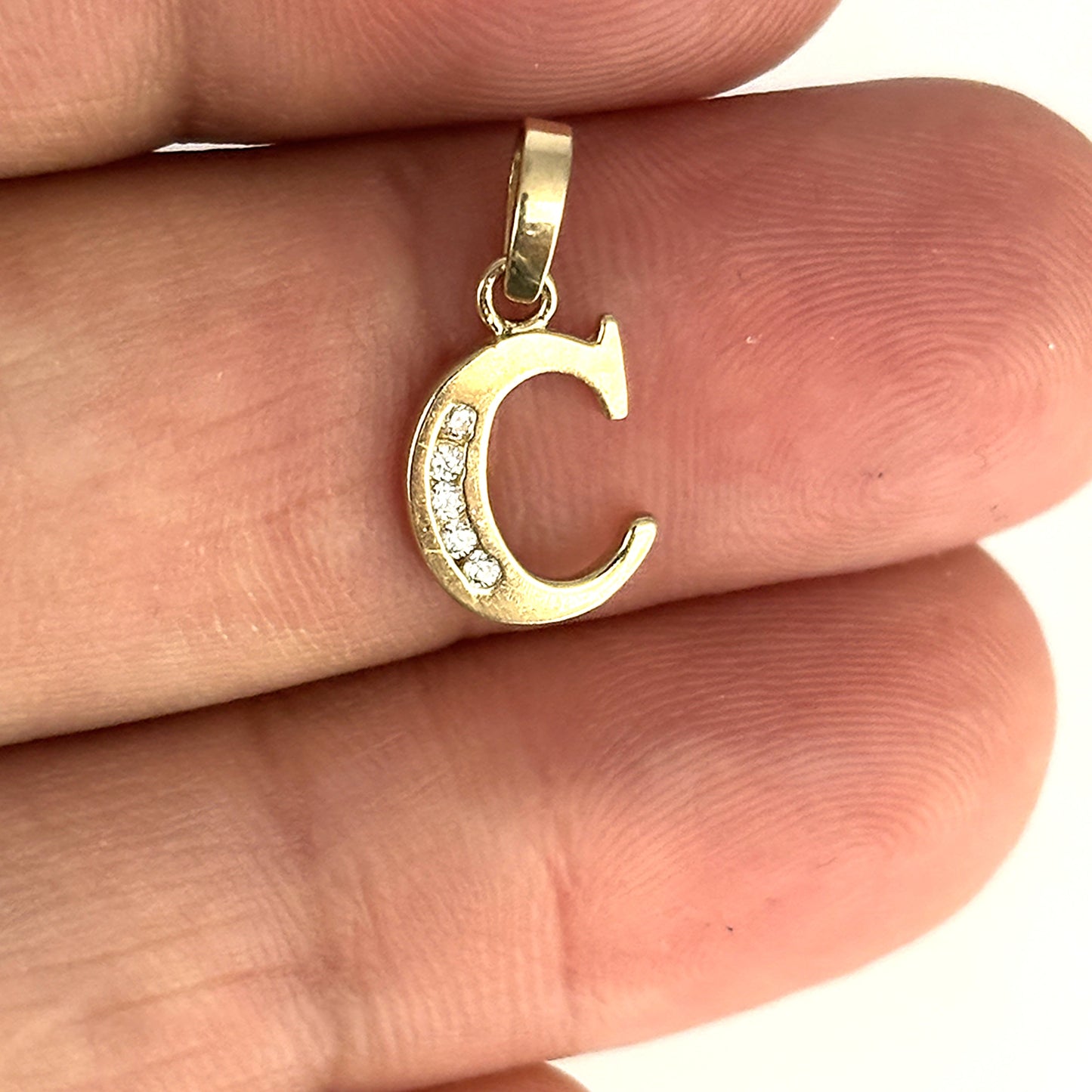 GOLD DEAL | 9K Gold Chérie C Pendant, As New