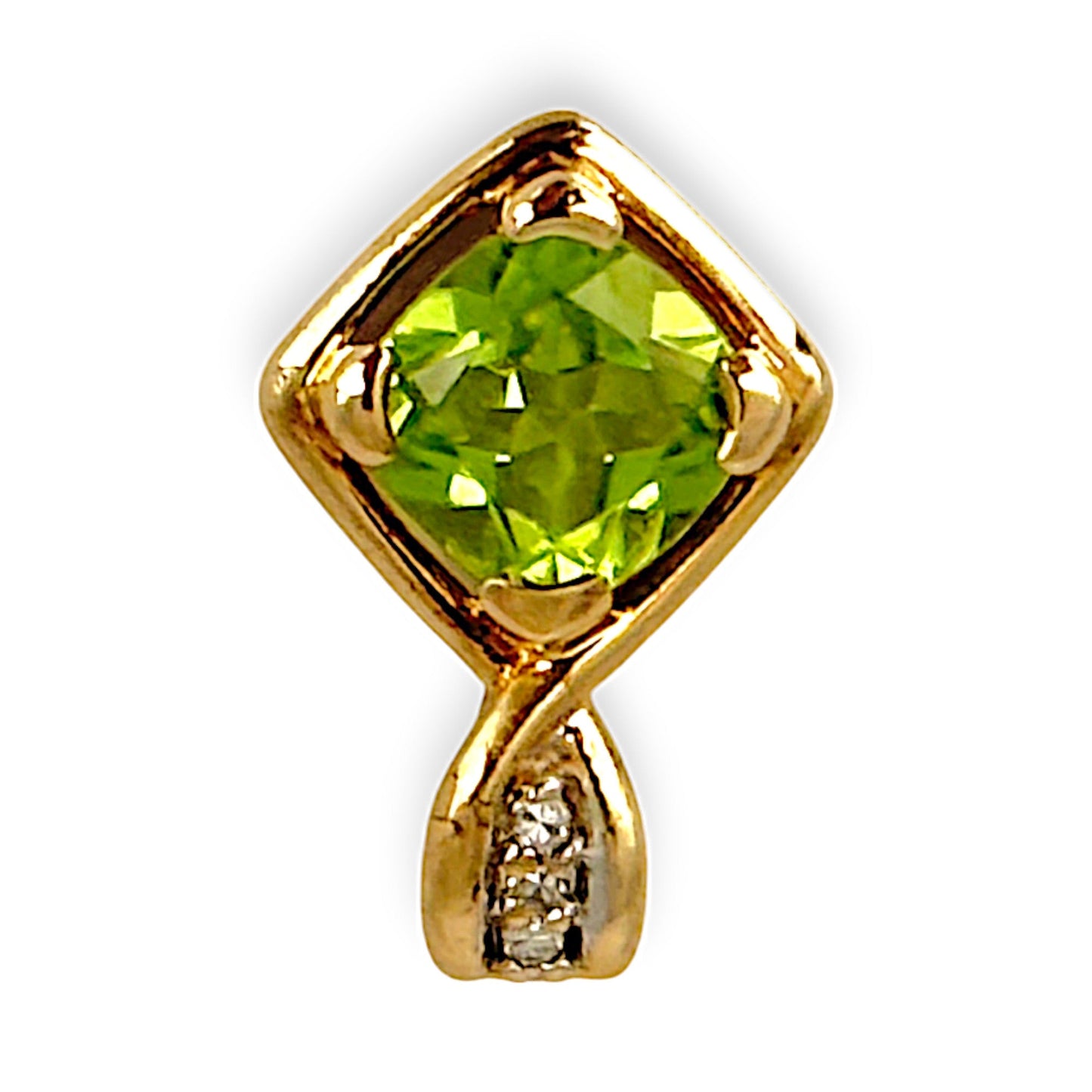 GOLD DEAL | 9K Gold Natural Peridot & Diamonds Pendant