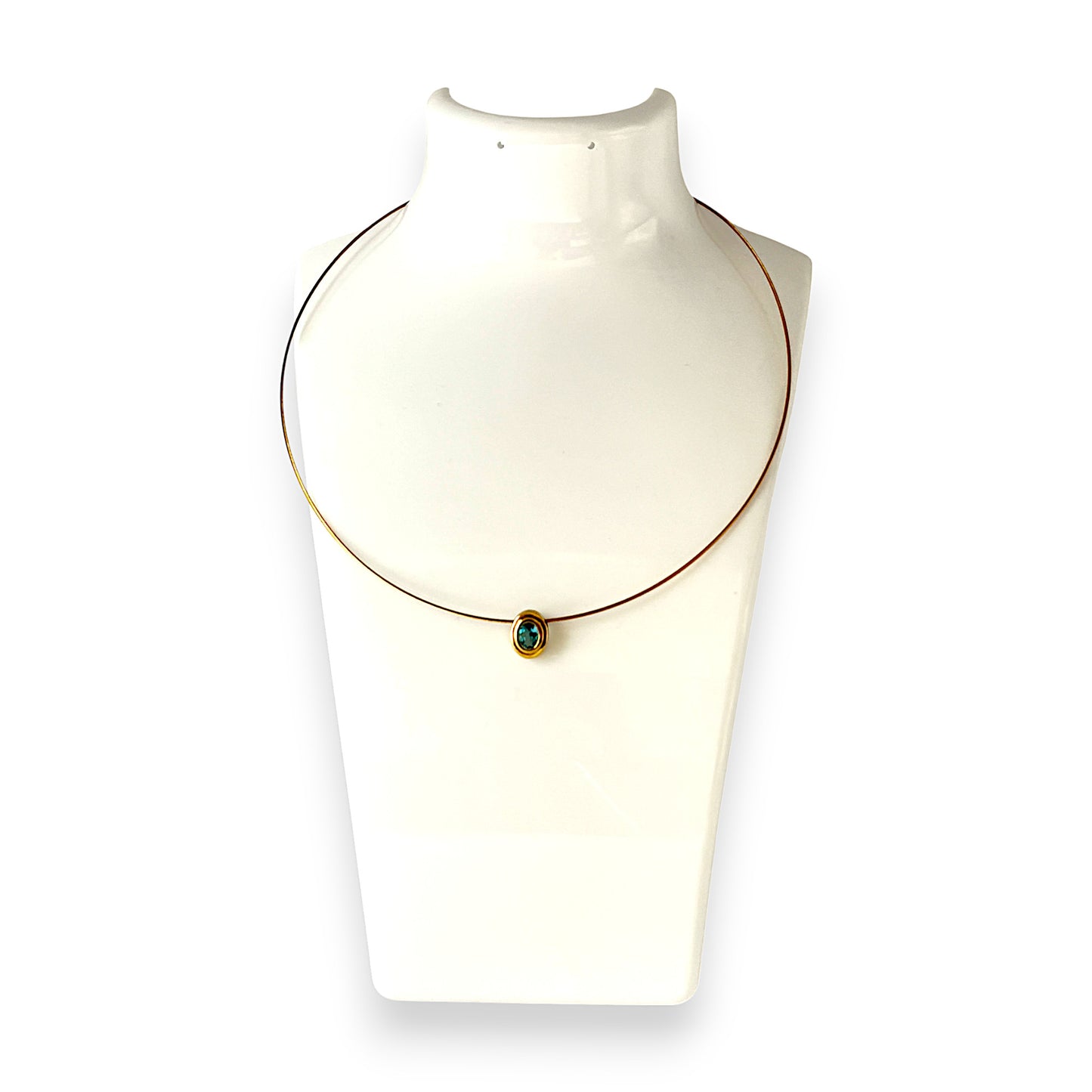 9ct Gold Blue Stone Cord Necklace. R # 1018
