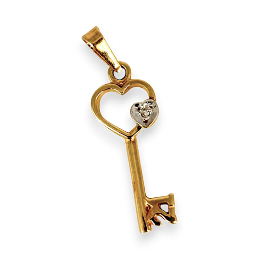 GOLD DEAL | 9K Gold 21st Heart Key Pendant