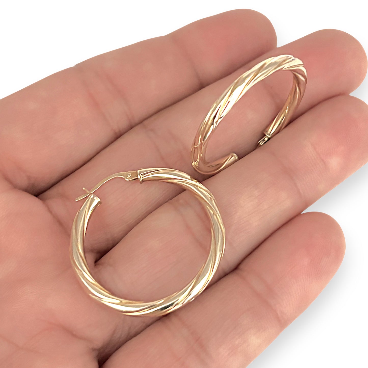 GOLD DEAL | 9ct (9K) Gold Bold Ripple Hoop Earrings 30.7mm