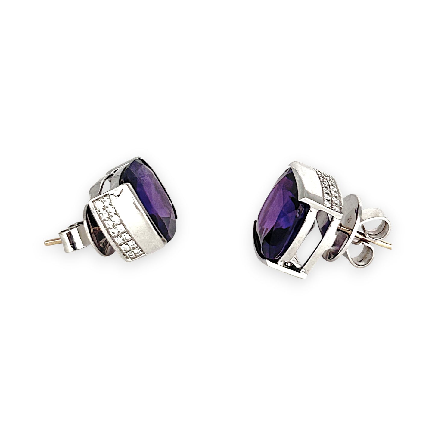 GOLD DEAL |  BARGAIN 18ct (18k) White Gold Amethyst Glow Studs with Diamonds