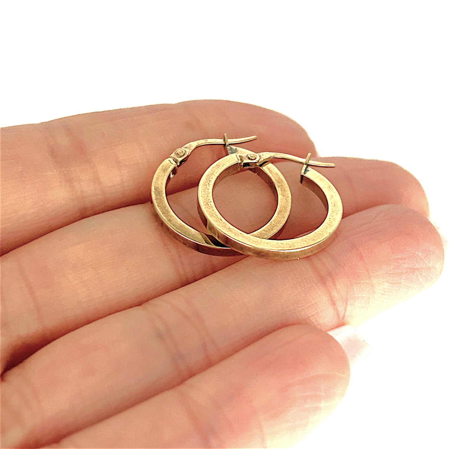 GOLD DEAL | 9ct (9K) Gold Tubular Circle Hoop Earrings 20.1mm