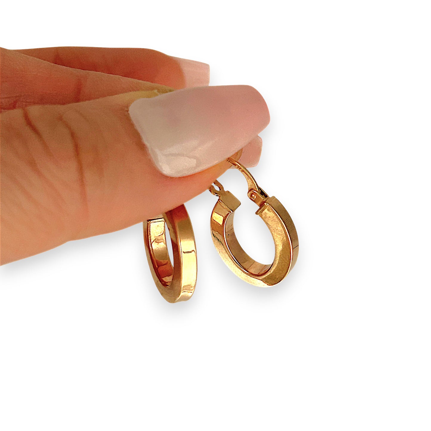GOLD DEAL | 9ct (9K) Rose Gold Flat-Edge Oval Hoop Earrings