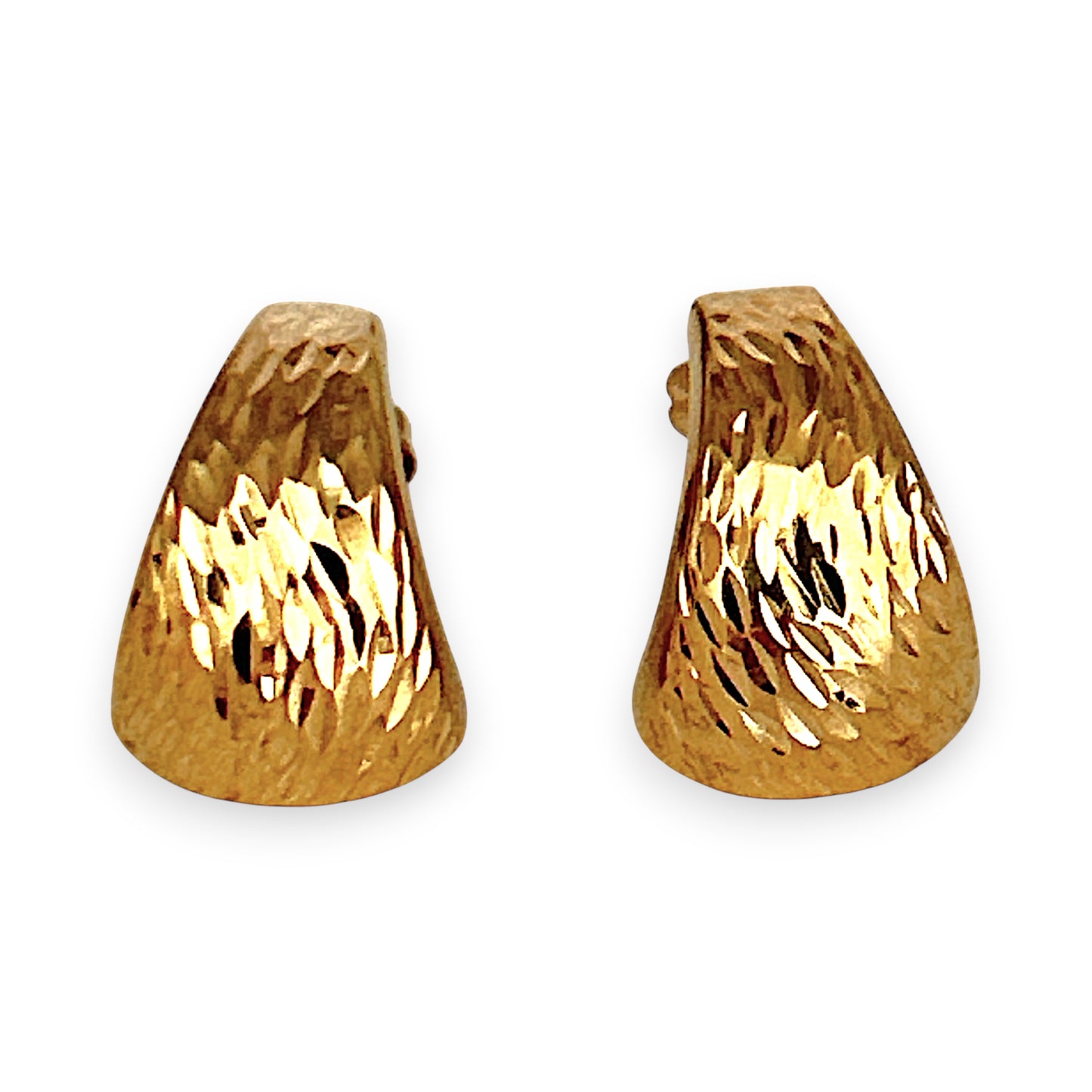 GOLD DEAL | 9ct (9K) Gold Refurbished Textured Crescent Stud Earrings