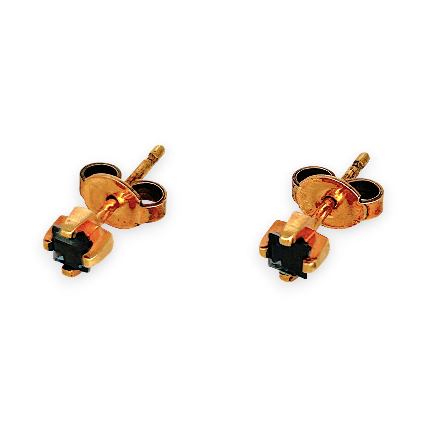 GOLD DEAL | 9ct Gold Classic Sapphire Solitaire Stud Earrings