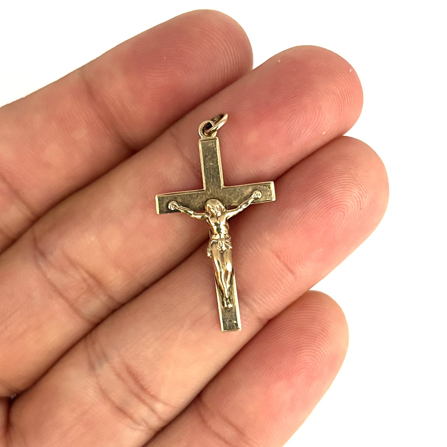 GOLD DEAL | 9ct (9K) Gold Classic Crucifix Pendant 31.1mm