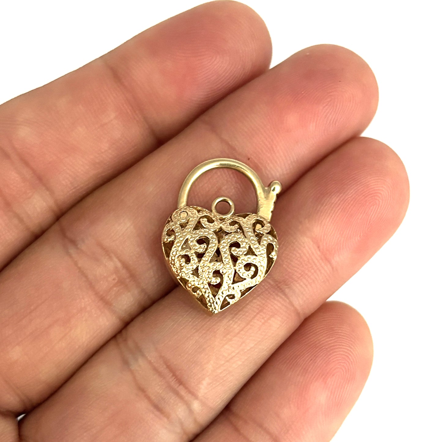 GOLD DEAL | 9ct (9K) Gold Filigree Heart Gold Padlock with Ornate Detailing
