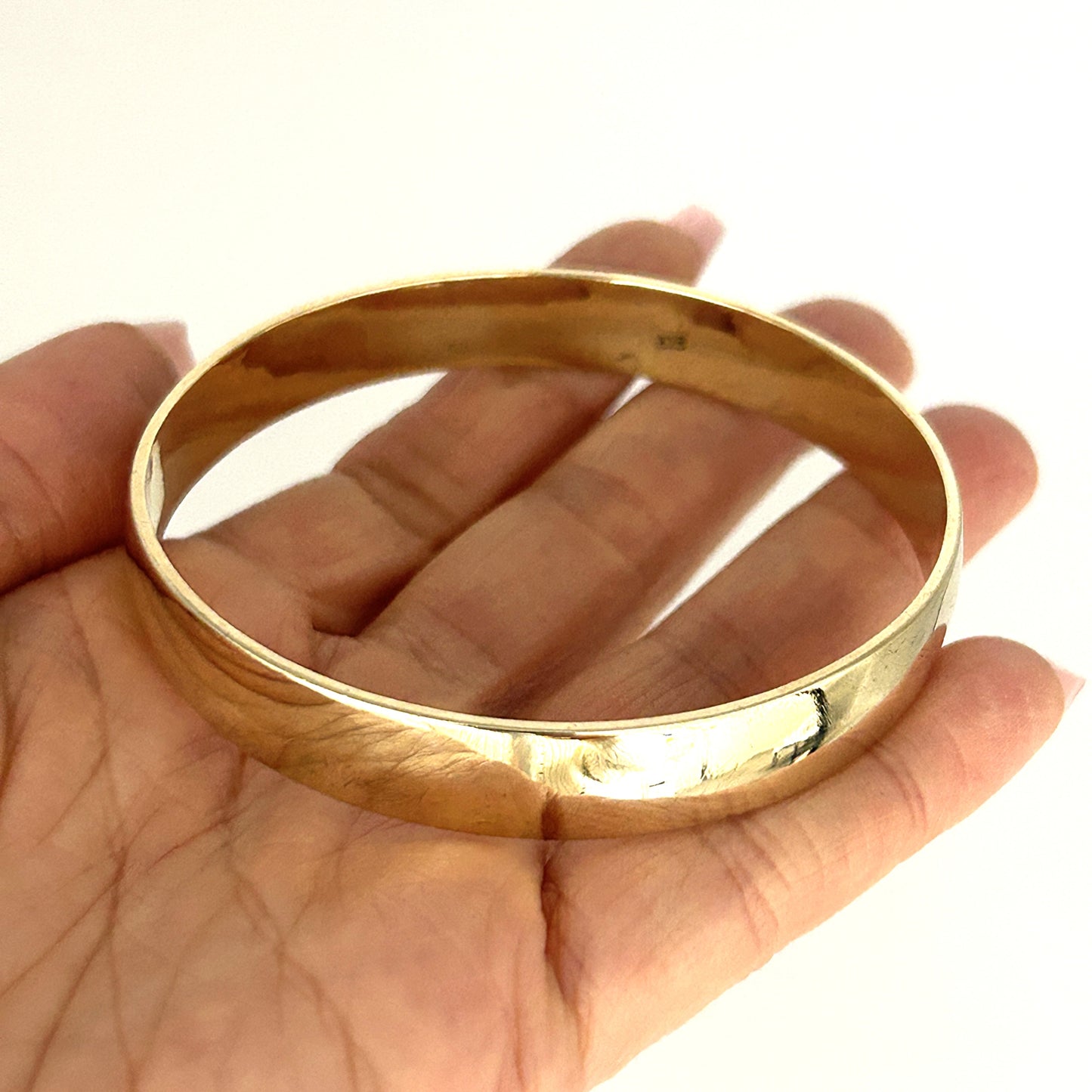 GOLD DEAL | 9ct (9K) Gold Refurbished Bangle - Timeless Treasure Valuation $10,900