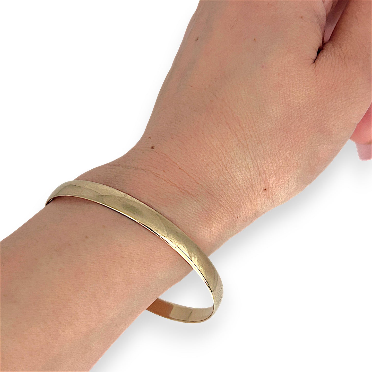 GOLD DEAL | 9ct (9K) Gold Refurbished Bangle 60.0mm Valuation $3,100