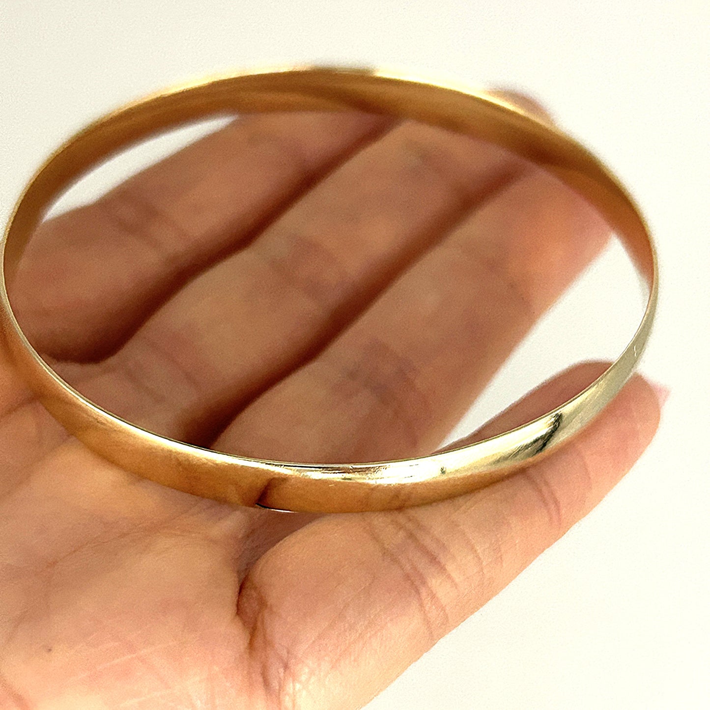 GOLD DEAL | 9ct (9K) Gold PROUNDS Radiant Bangle Valuation $3,600