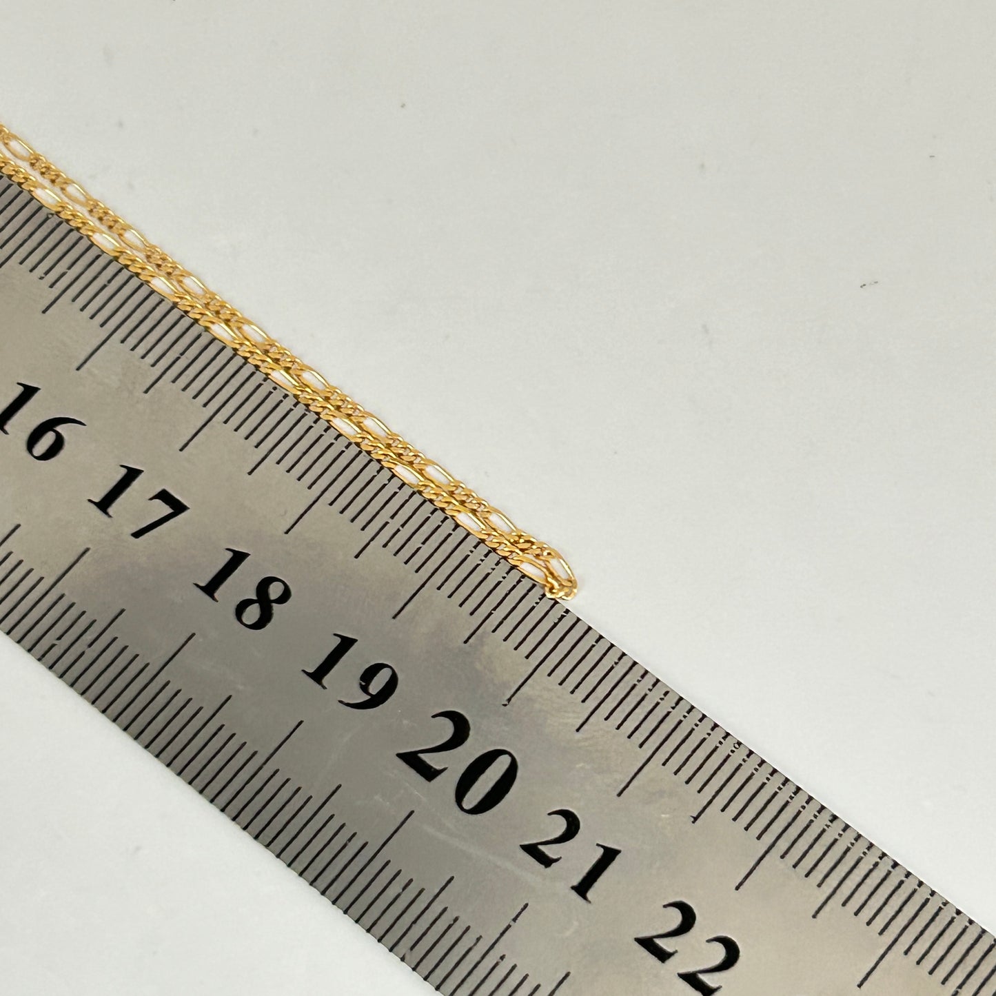 GOLD DEAL | 9ct (9K) Gold Refurbished Refined Grace Figaro Chain 40cm