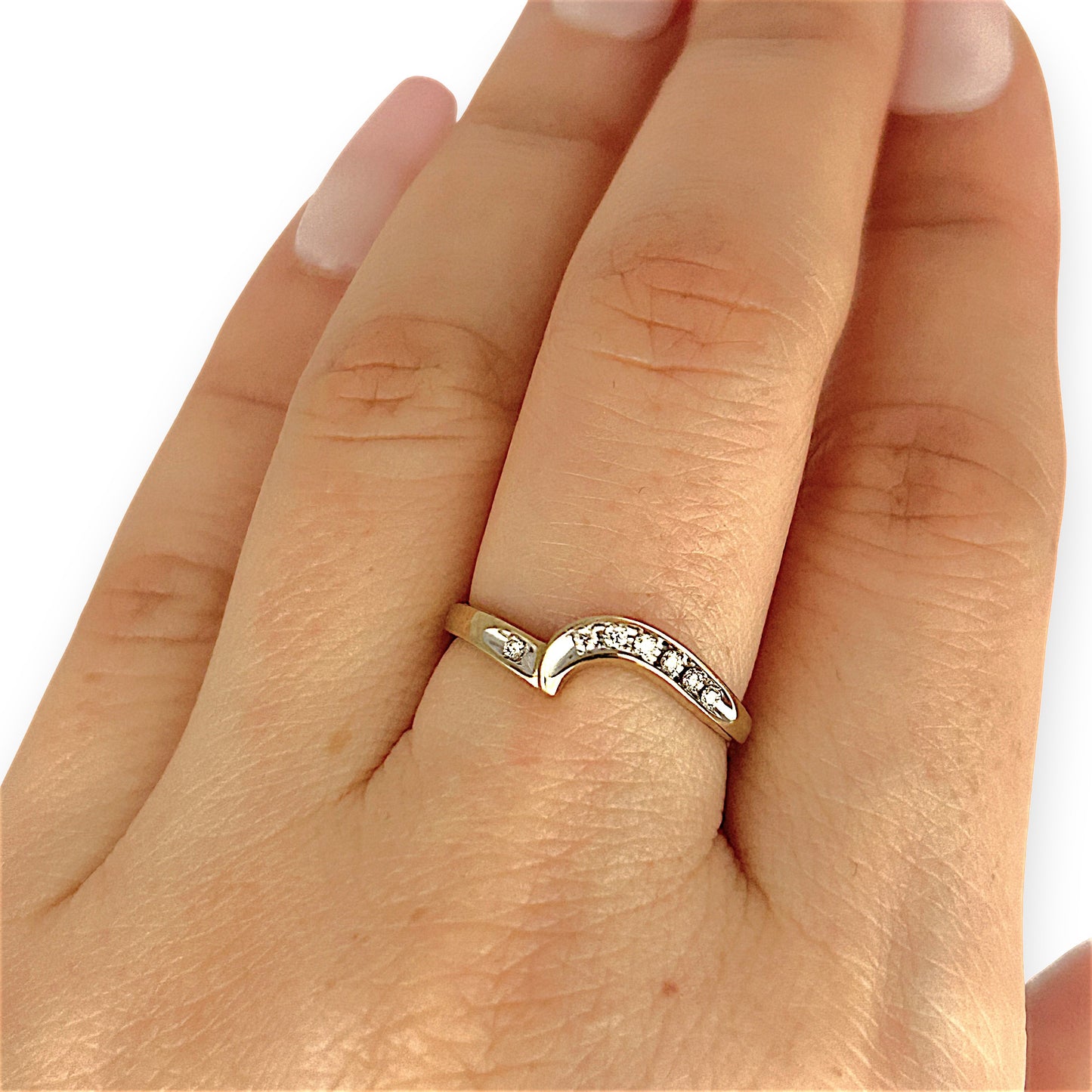 GOLD DEAL | 9ct (9K) Gold Curved Elegance Diamond Ring Size M