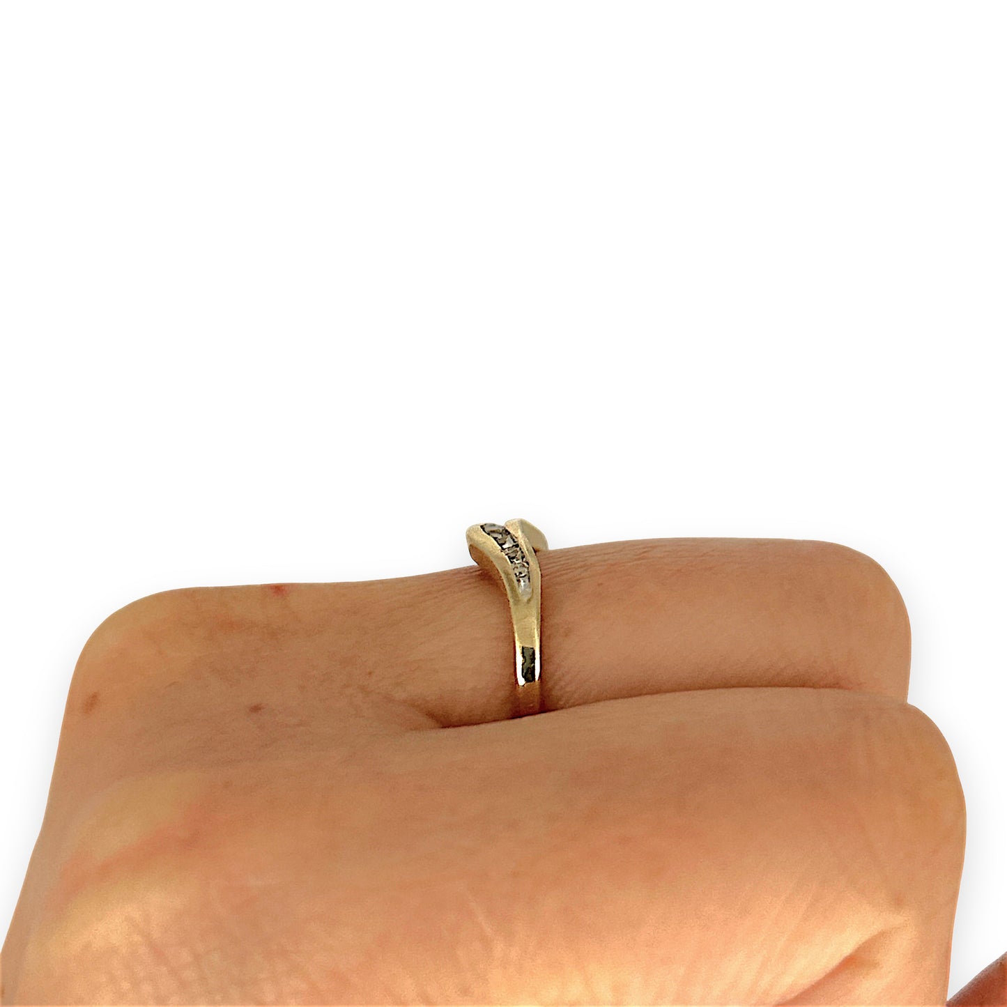 GOLD DEAL | 9ct (9K) Gold Velora Diamond Wave Ring Size L