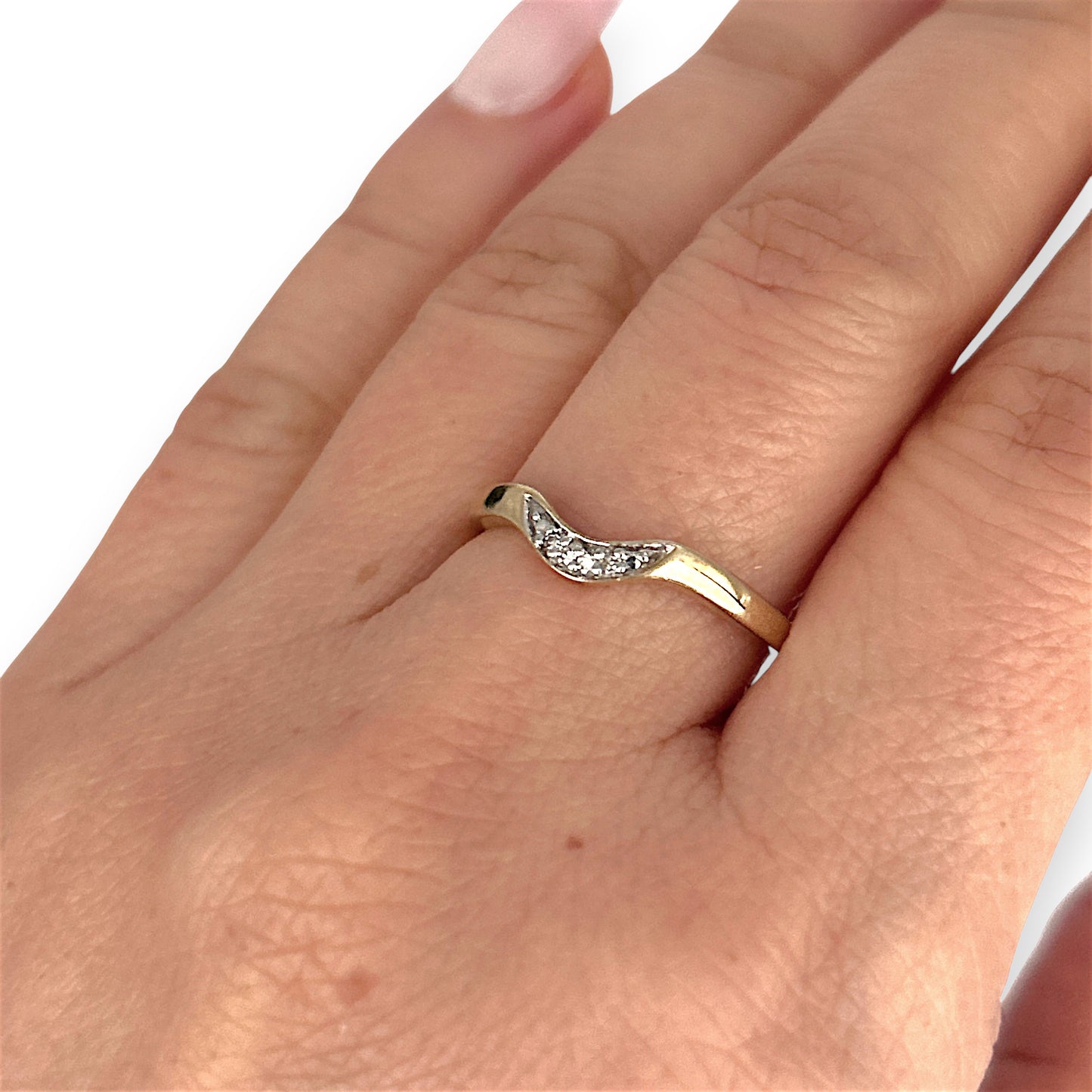 GOLD DEAL | 9ct (9K) Gold Golden Curve Diamond Ring Size O 1/2