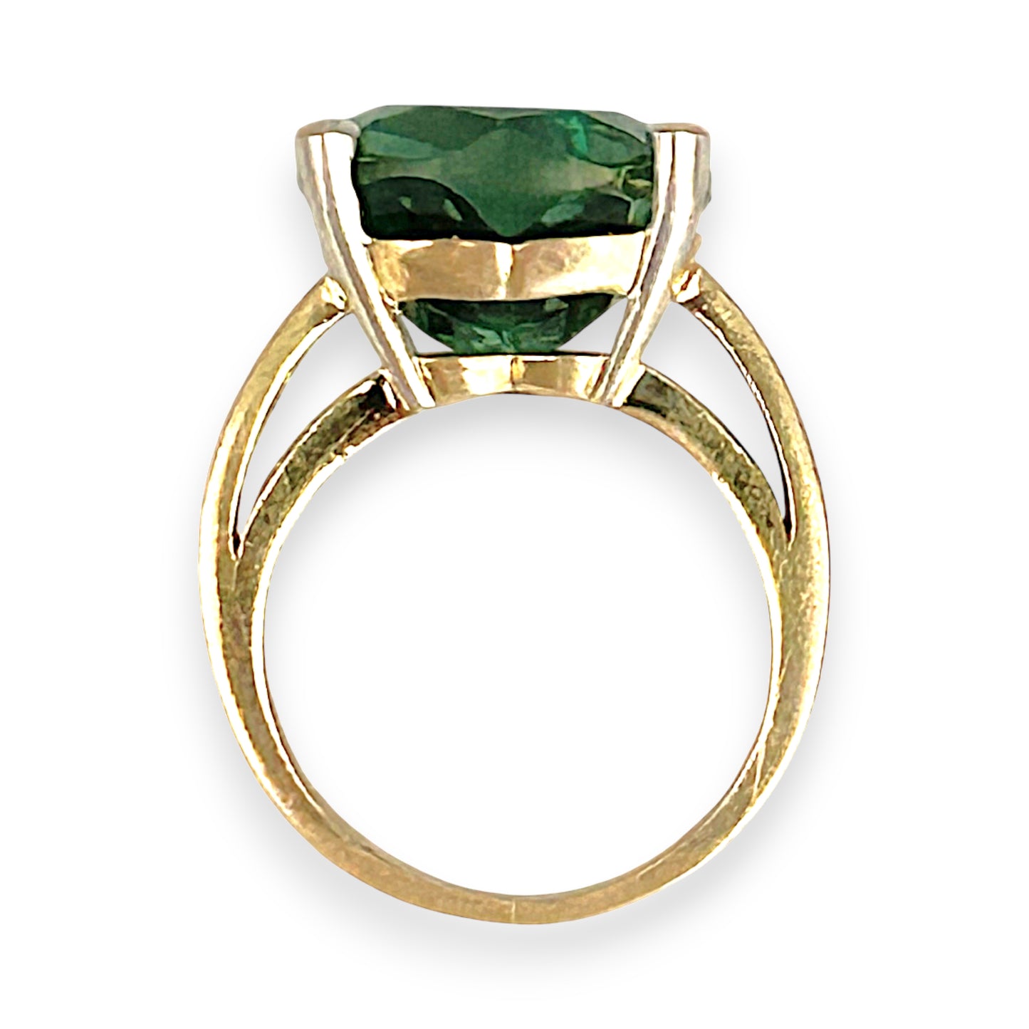 GOLD DEAL | 9ct (9K) Gold Heart of Verdant Fire 7.70ct Quartz Diamond Ring Valuation $1,600