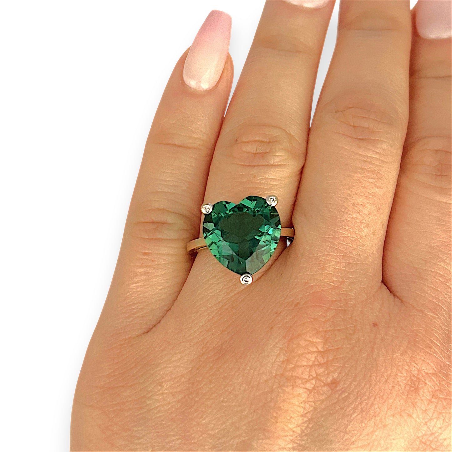 GOLD DEAL | 9ct (9K) Gold Heart of Verdant Fire 7.70ct Quartz Diamond Ring Valuation $1,600