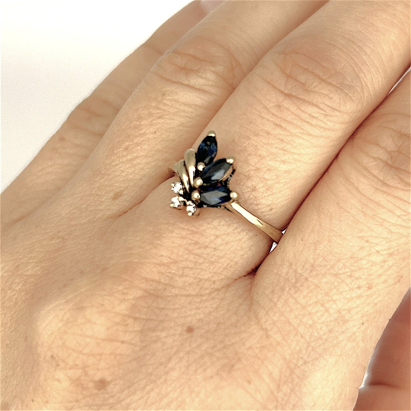 GOLD DEAL | 9ct Gold Awaken Sapphire & Diamond Trio Ring
