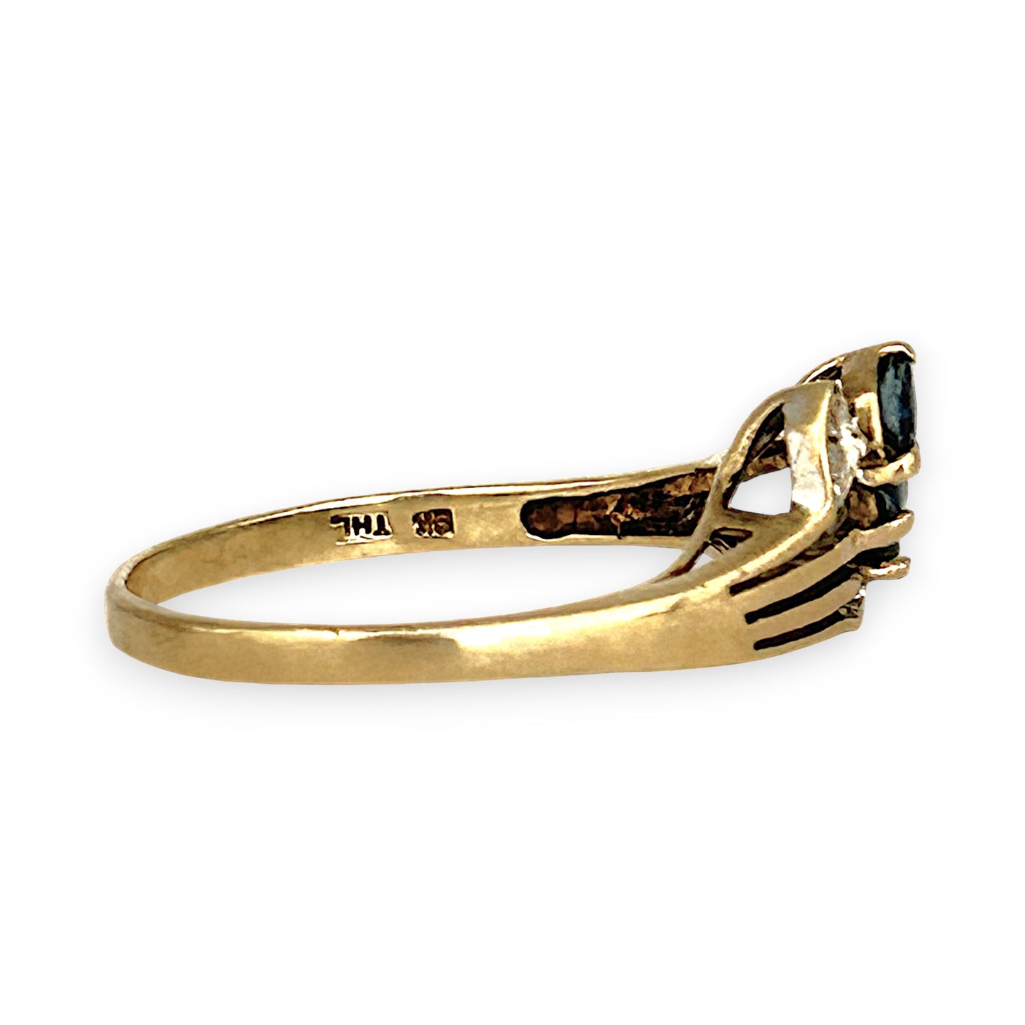 GOLD DEAL | 9ct Gold Modern Artistic Flair Sapphire & Diamonds Ring