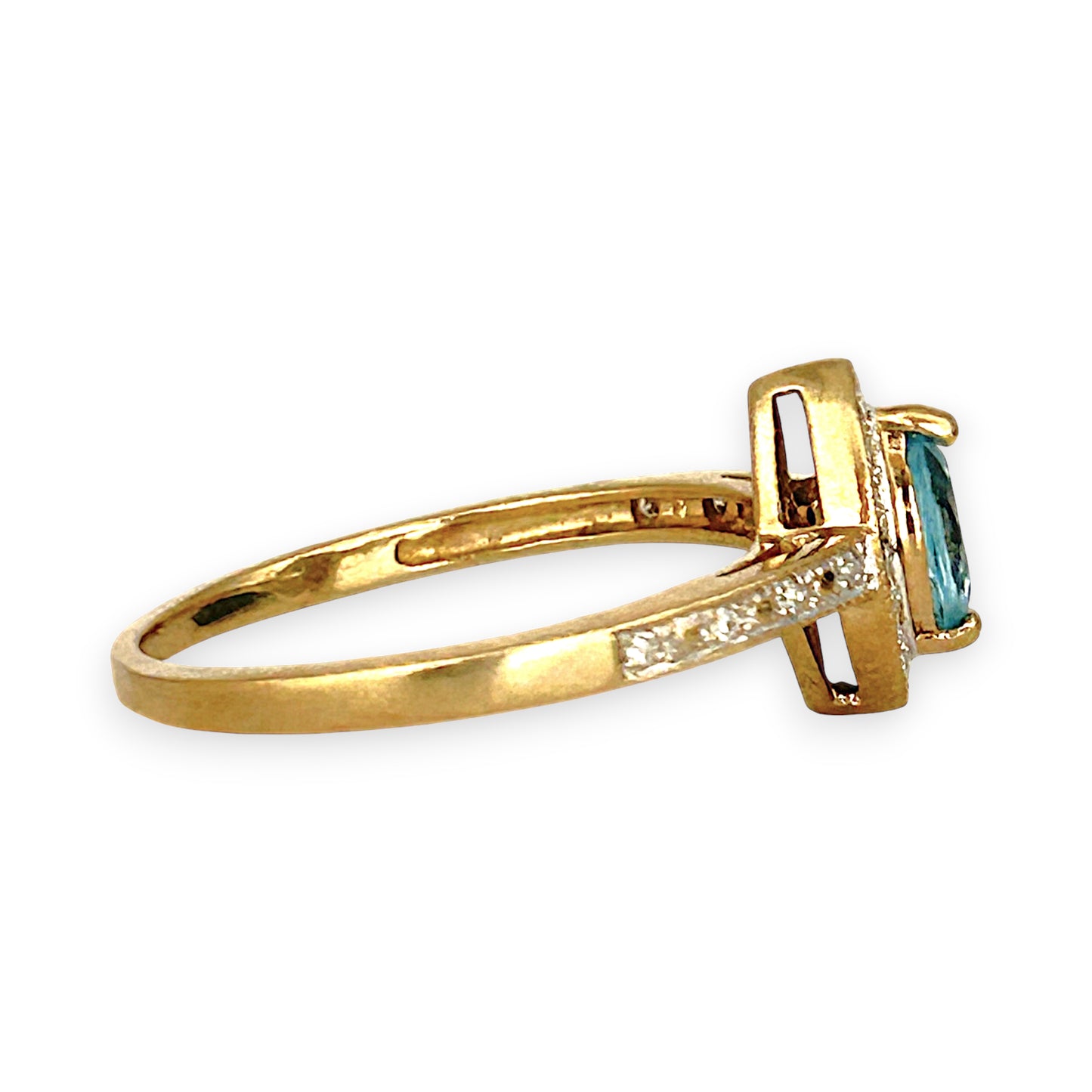 GOLD DEAL | 9ct Gold Celestial Whisper Aquamarine & Diamond Halo Ring