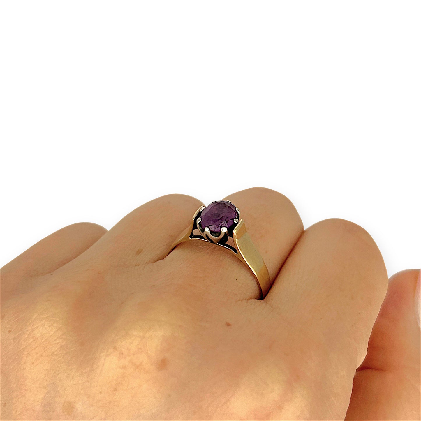 GOLD DEAL | 9ct Yellow & White Gold Twilight Sovereign Amethyst Ring