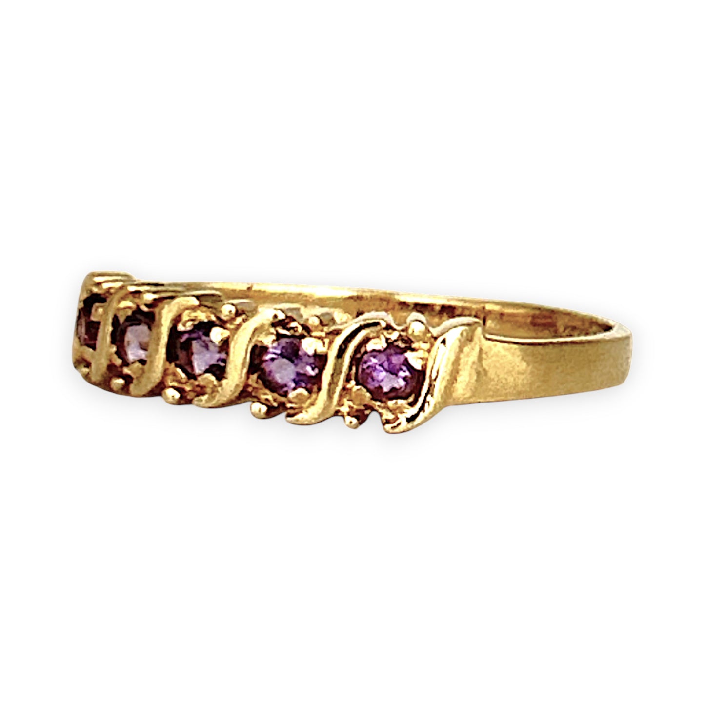 GOLD DEAL | 9ct Gold Refurbished Amethyst Wave Ring Size O