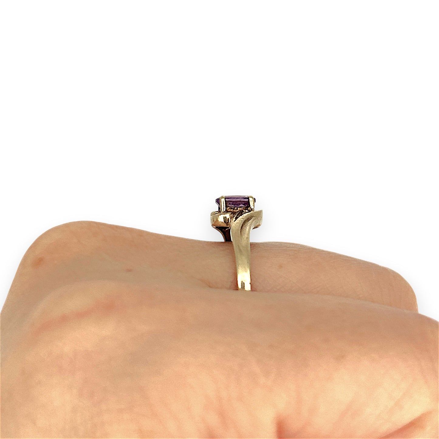GOLD DEAL | 9ct Gold Twilight Spark Amethyst & Diamond Ring Size P 1/