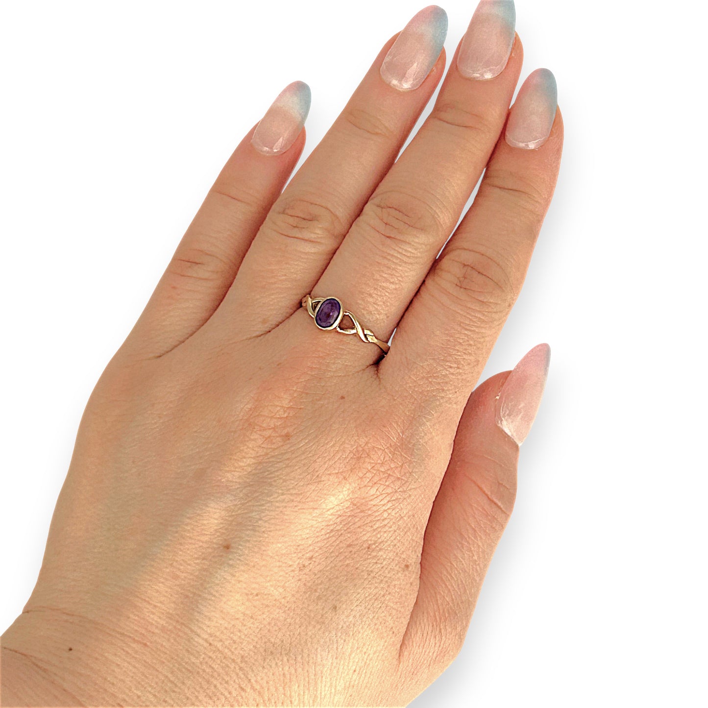 GOLD DEAL | 9ct (9K) Gold Violet Twist Amethyst Ring Size P