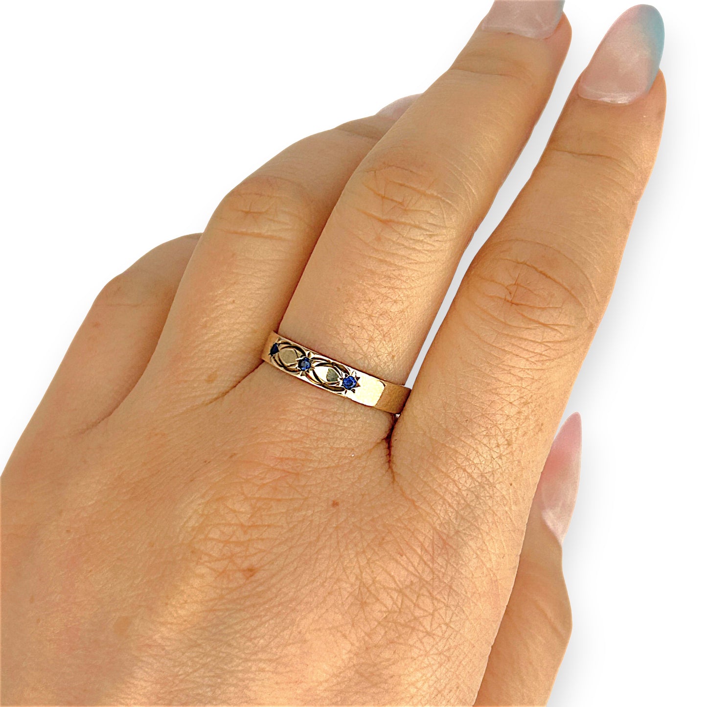 GOLD DEAL | 9ct Gold Celestial Band – Blue Sapphire Star Trio
