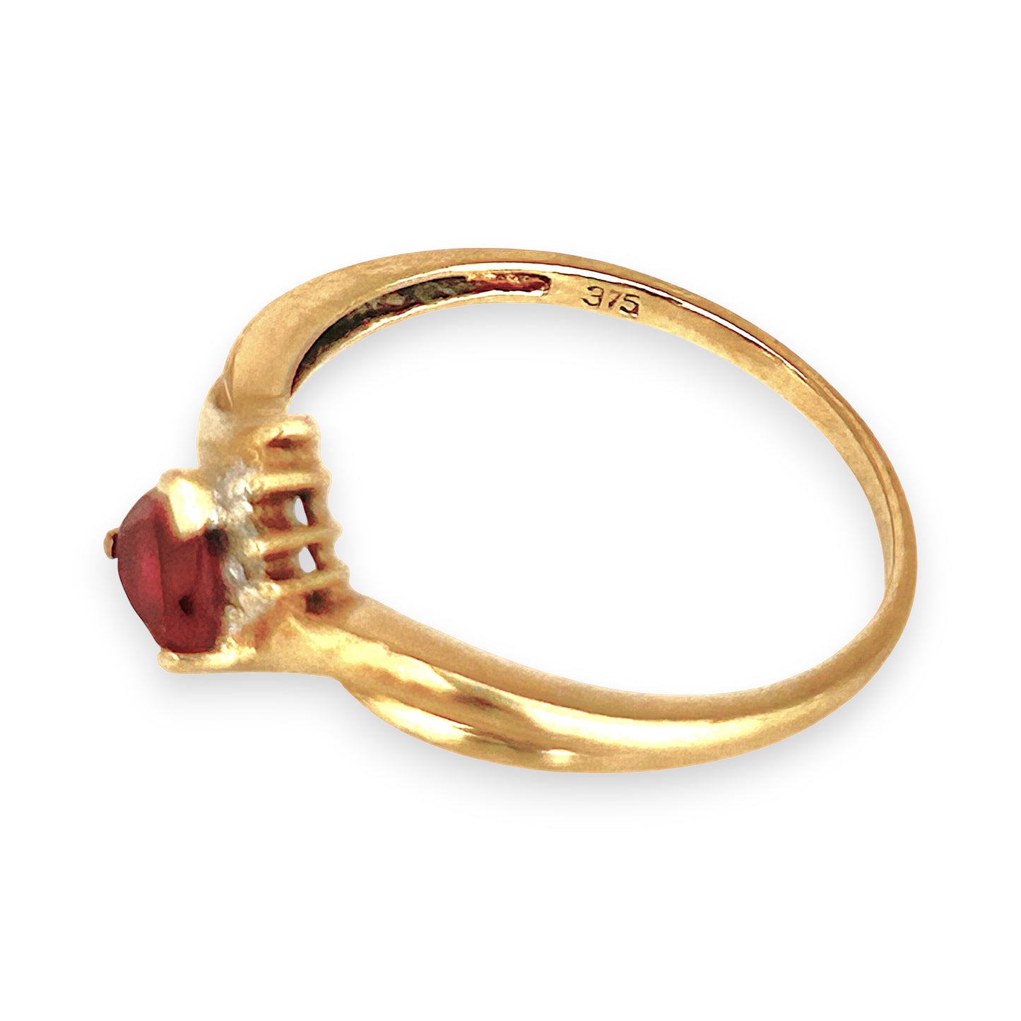 GOLD DEAL | 9ct Gold Heart-Shaped Ruby and Diamond Ring – A Promise in Crimson