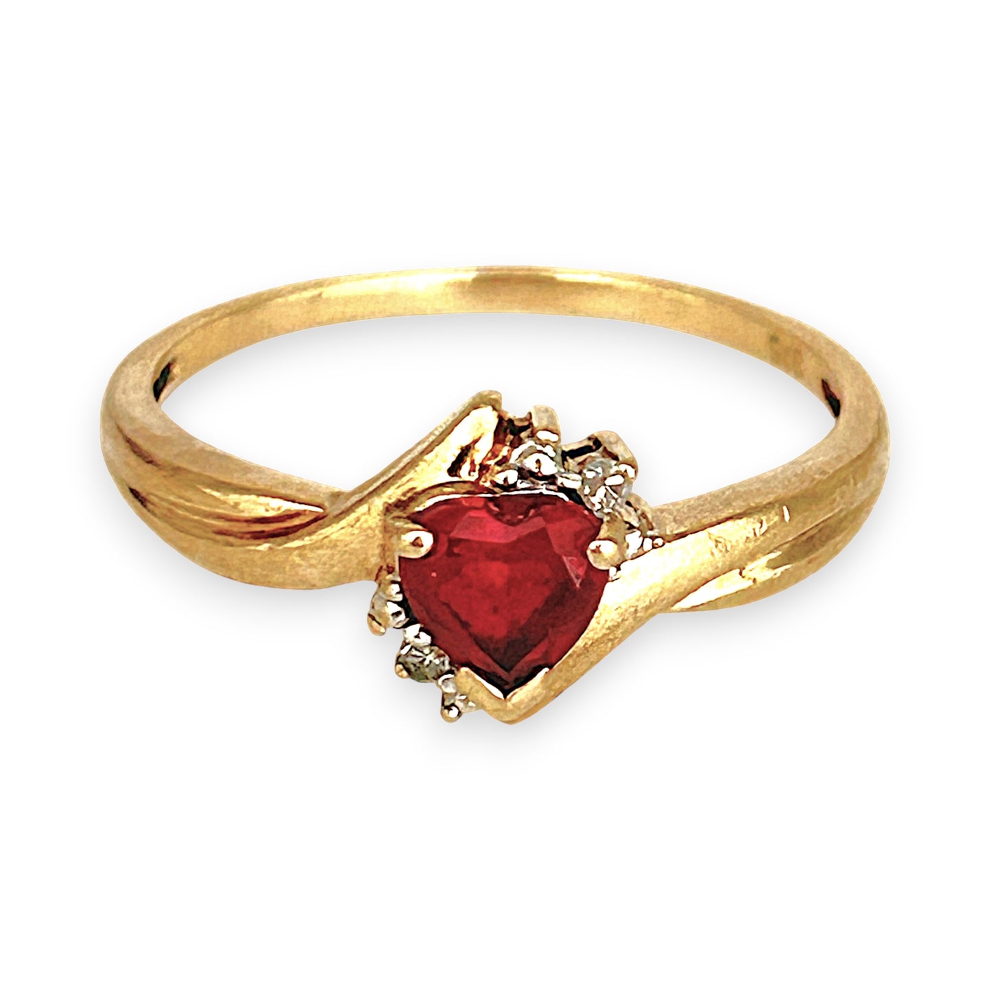 GOLD DEAL | 9ct Gold Heart-Shaped Ruby and Diamond Ring – A Promise in Crimson