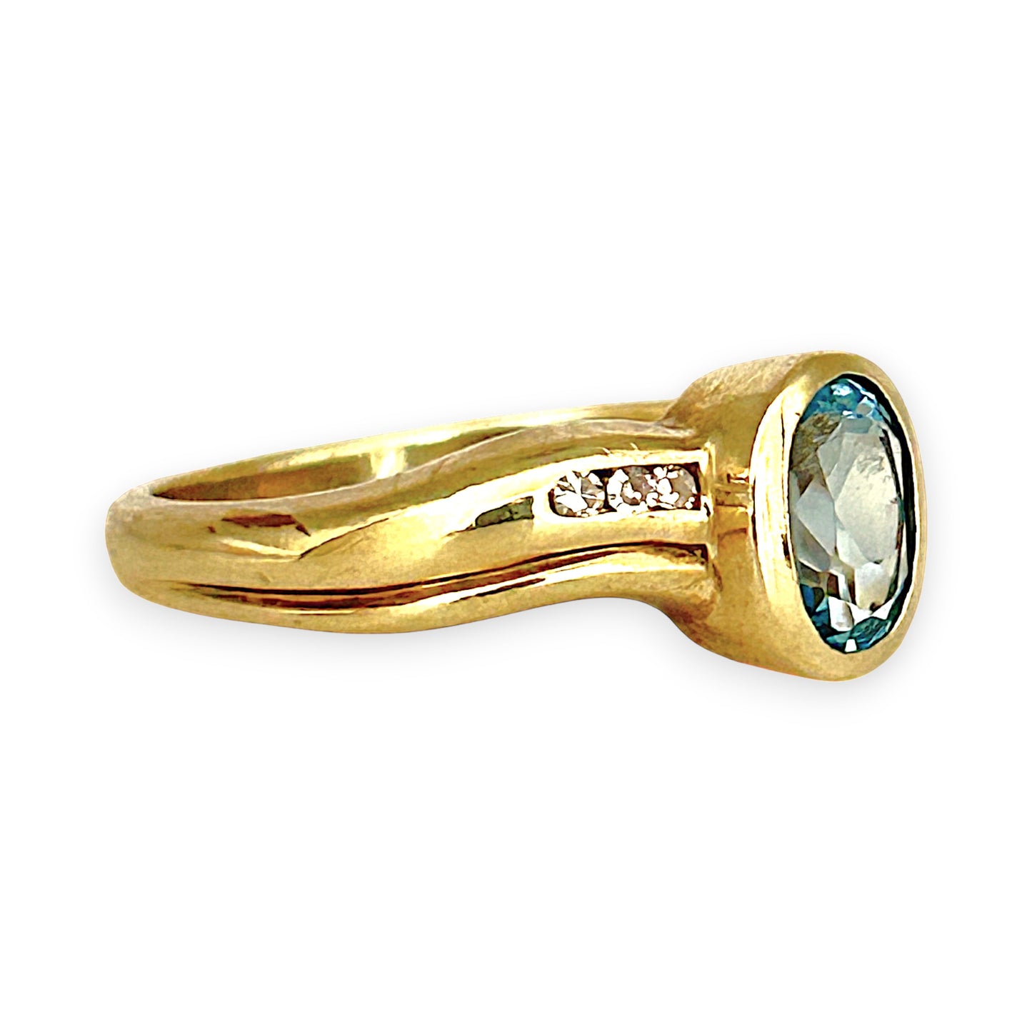 GOLD DEAL | 9ct (9K) Gold Celeste Glow – Swiss Blue Topaz & Diamond Ring Size N 1/2