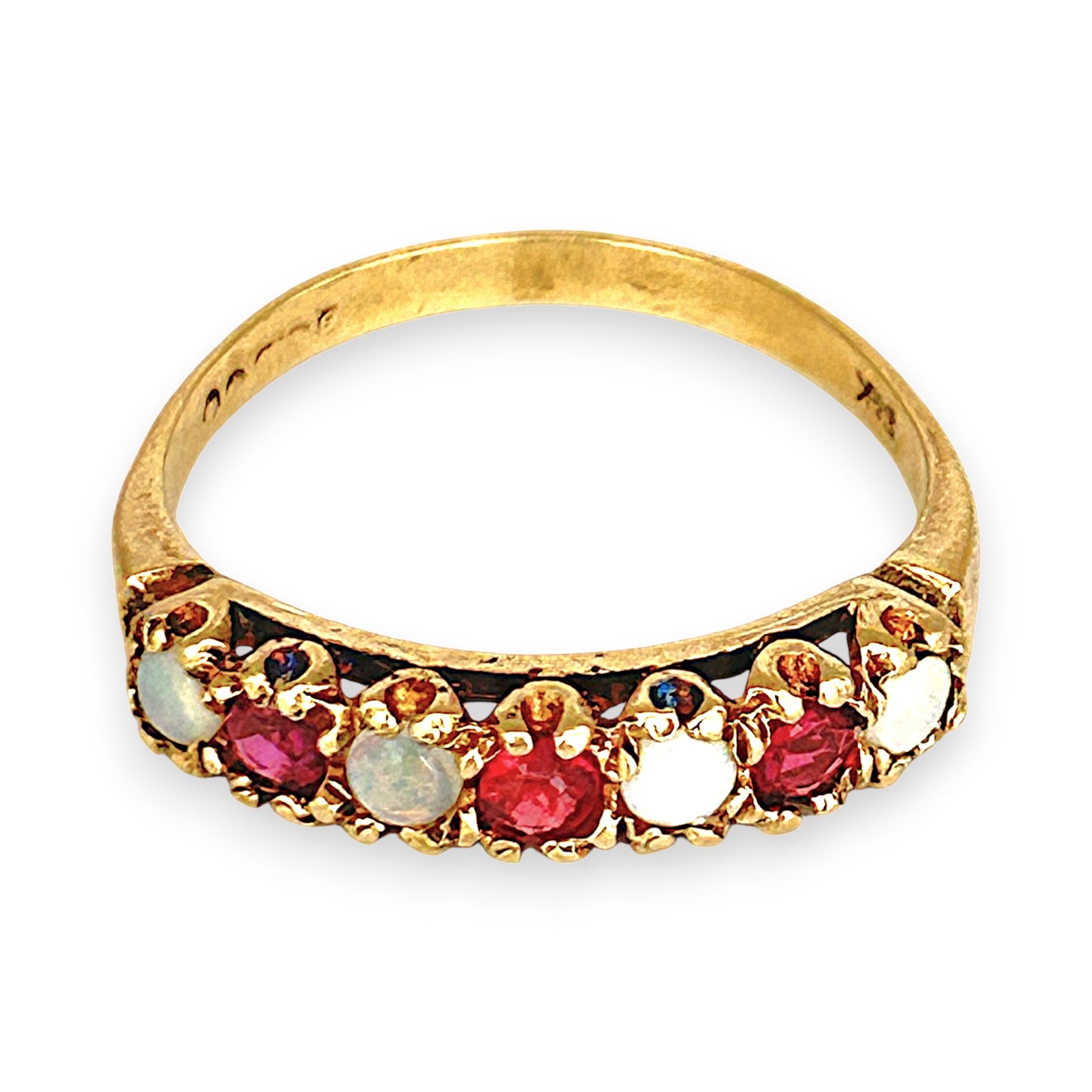 GOLD DEAL | 9ct Gold Crimson Glow – Vintage Garnet & Opal Ring Size R